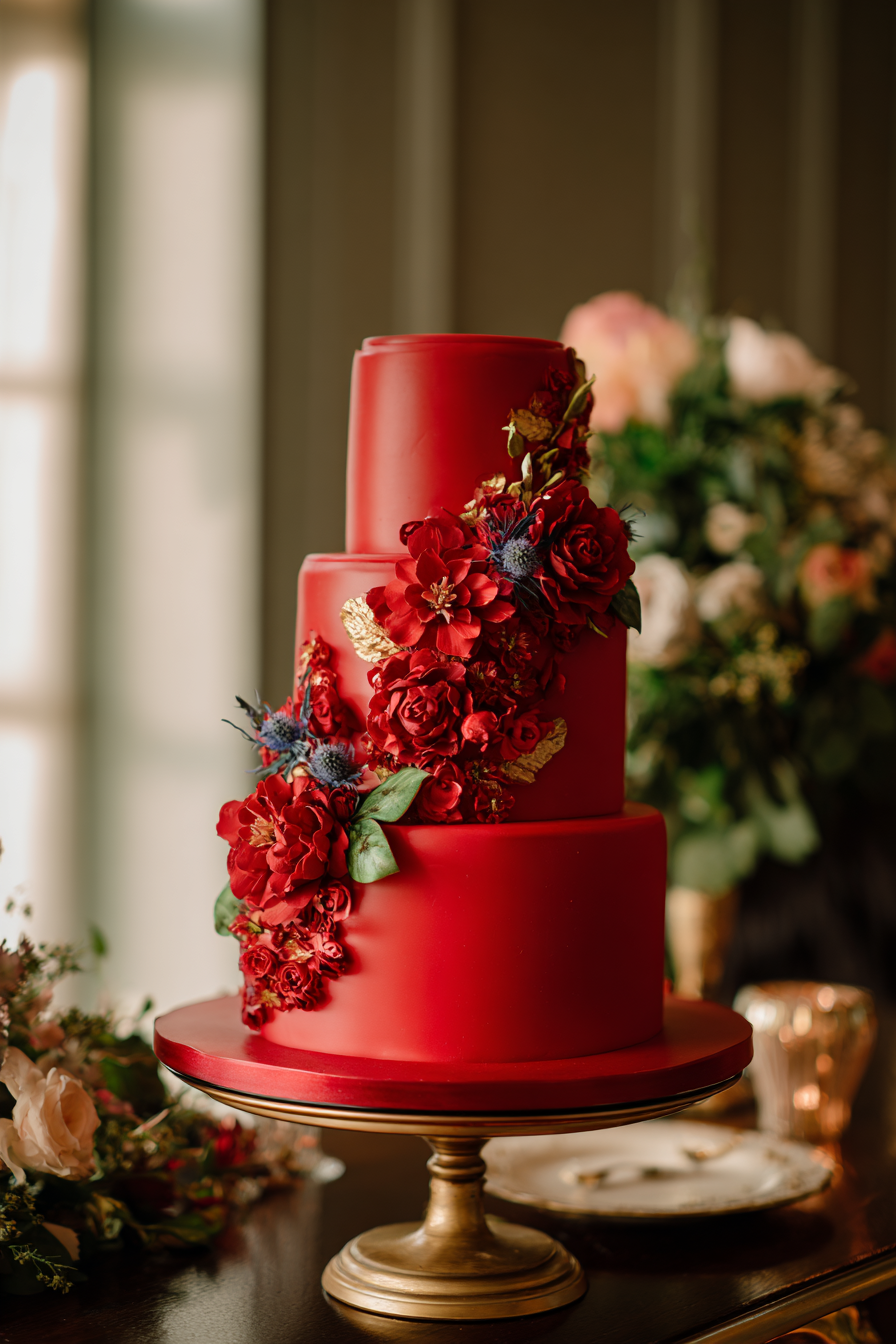 35+ Vintage Wedding Cake Designs