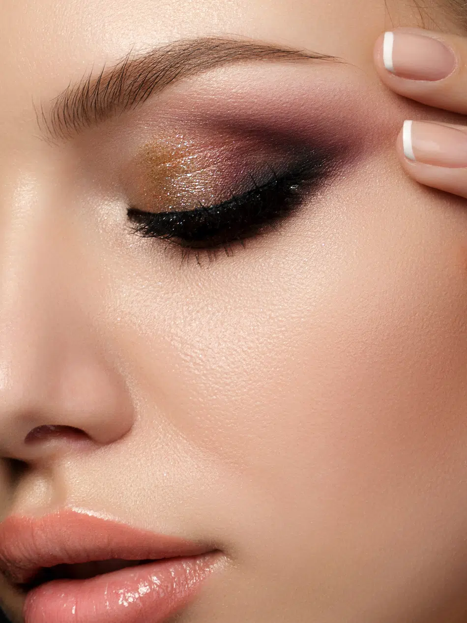 20+ Bridal Makeup Looks For Hazel Eyes, image size:950x1267